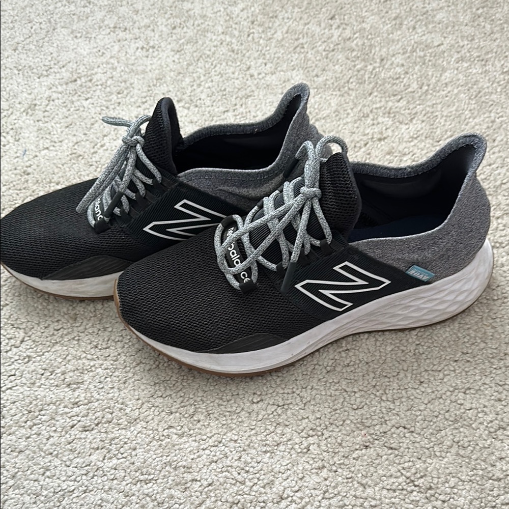 New Balance Black and Gray Sneakers